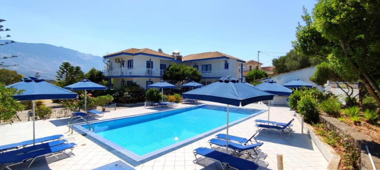 Blue White Apartments - Kefallonia Poolside Retreats Spartia  Luaran gambar