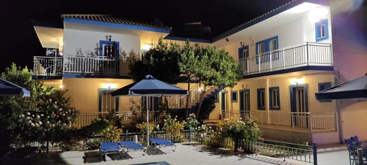 Blue White Apartments - Kefallonia Poolside Retreats Spartia  Luaran gambar