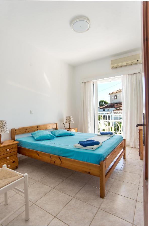 Blue White Apartments - Kefallonia Poolside Retreats Spartia  Luaran gambar