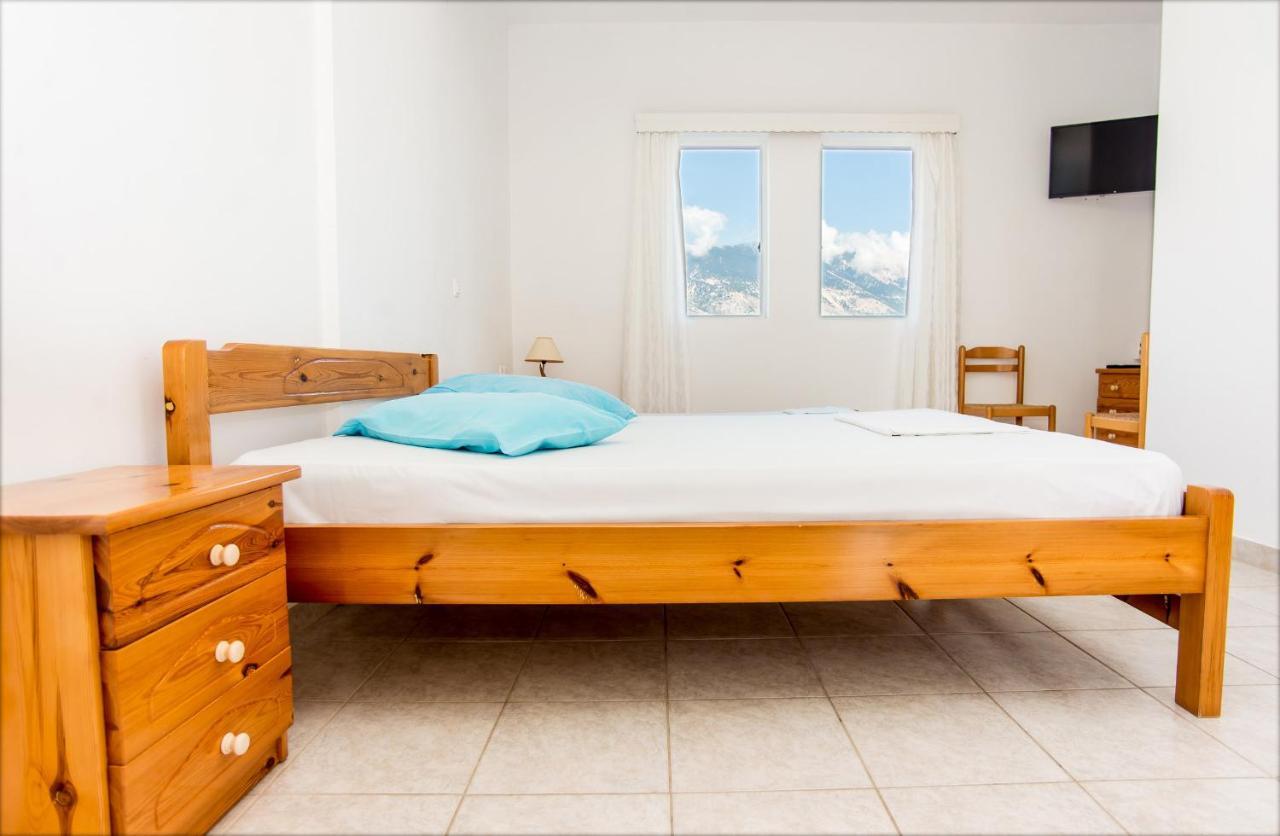 Blue White Apartments - Kefallonia Poolside Retreats Spartia  Luaran gambar