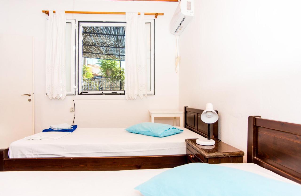 Blue White Apartments - Kefallonia Poolside Retreats Spartia  Luaran gambar