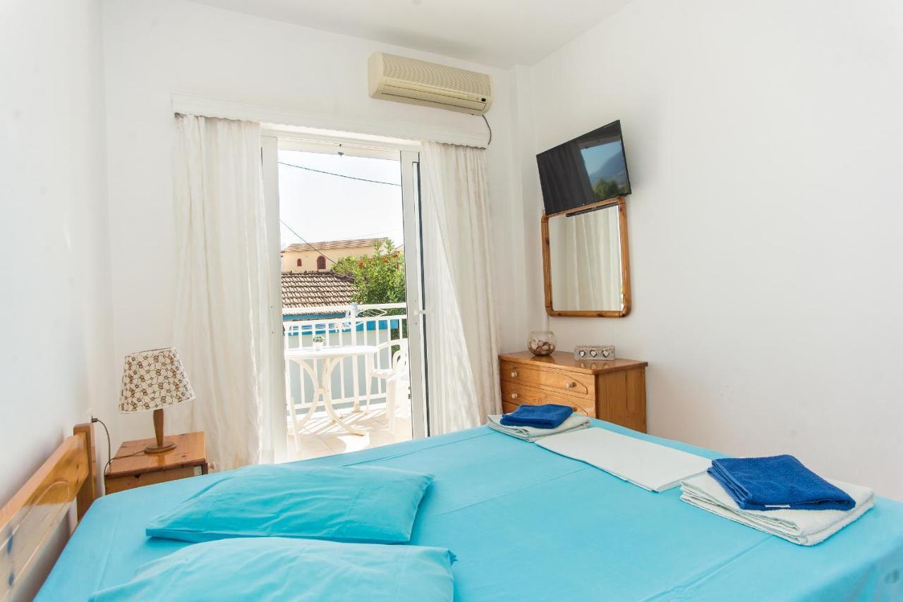 Blue White Apartments - Kefallonia Poolside Retreats Spartia  Luaran gambar