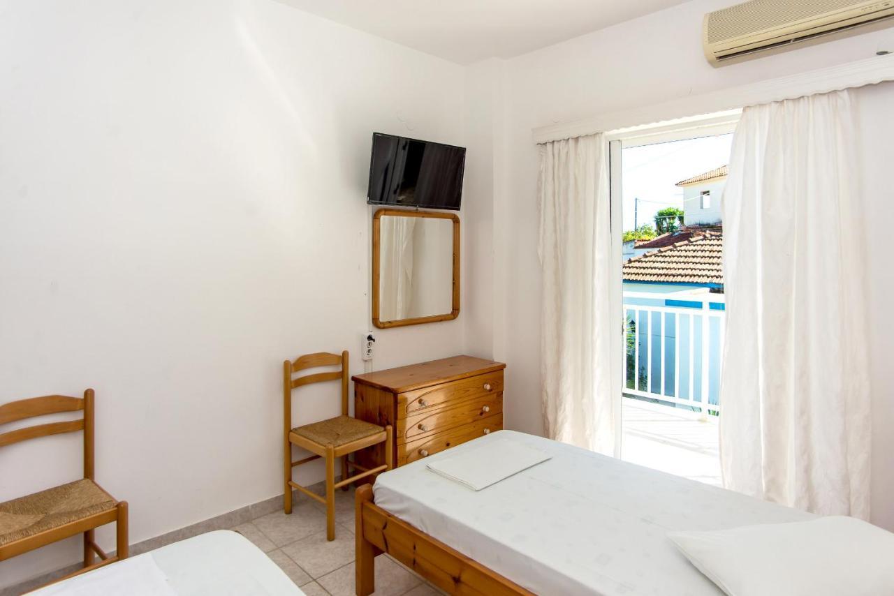 Blue White Apartments - Kefallonia Poolside Retreats Spartia  Luaran gambar