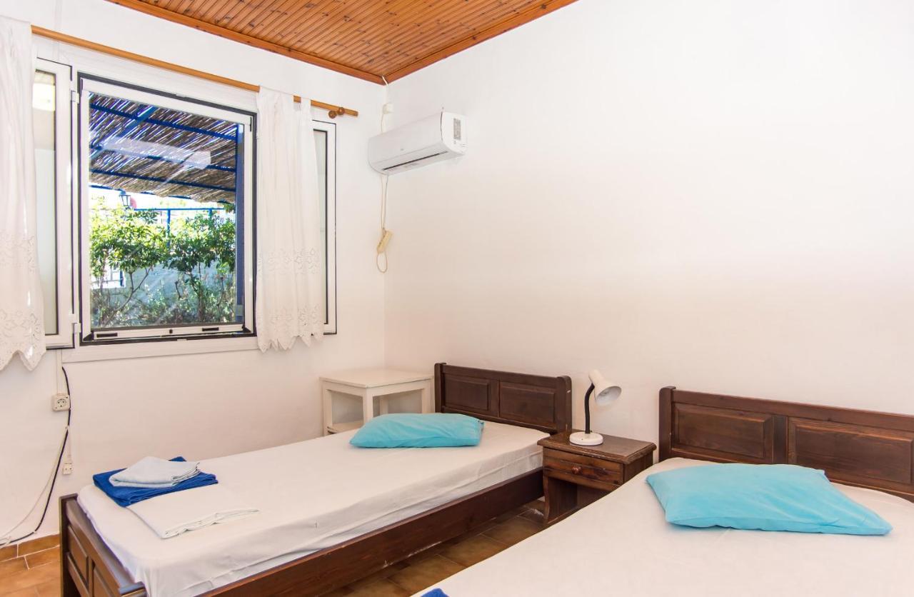 Blue White Apartments - Kefallonia Poolside Retreats Spartia  Luaran gambar