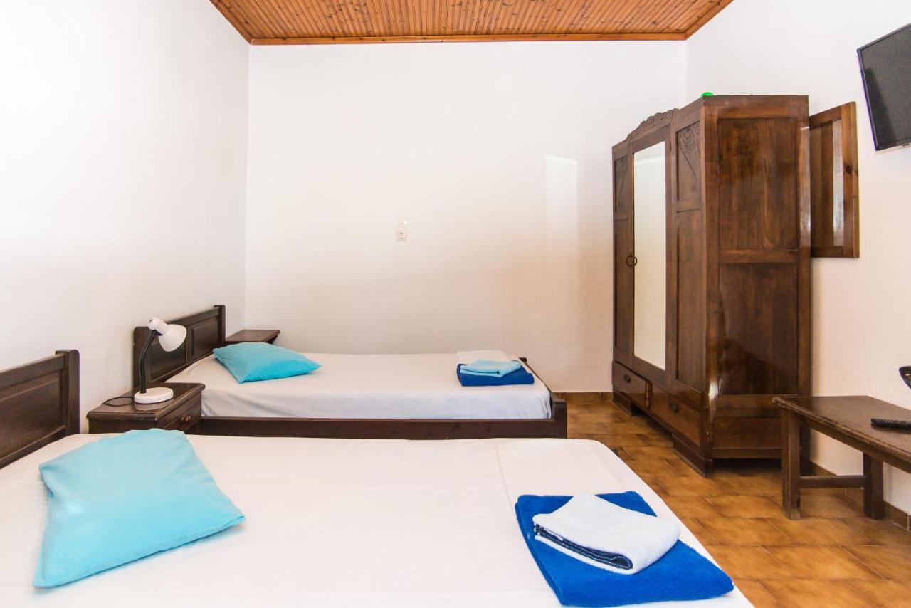 Blue White Apartments - Kefallonia Poolside Retreats Spartia  Luaran gambar