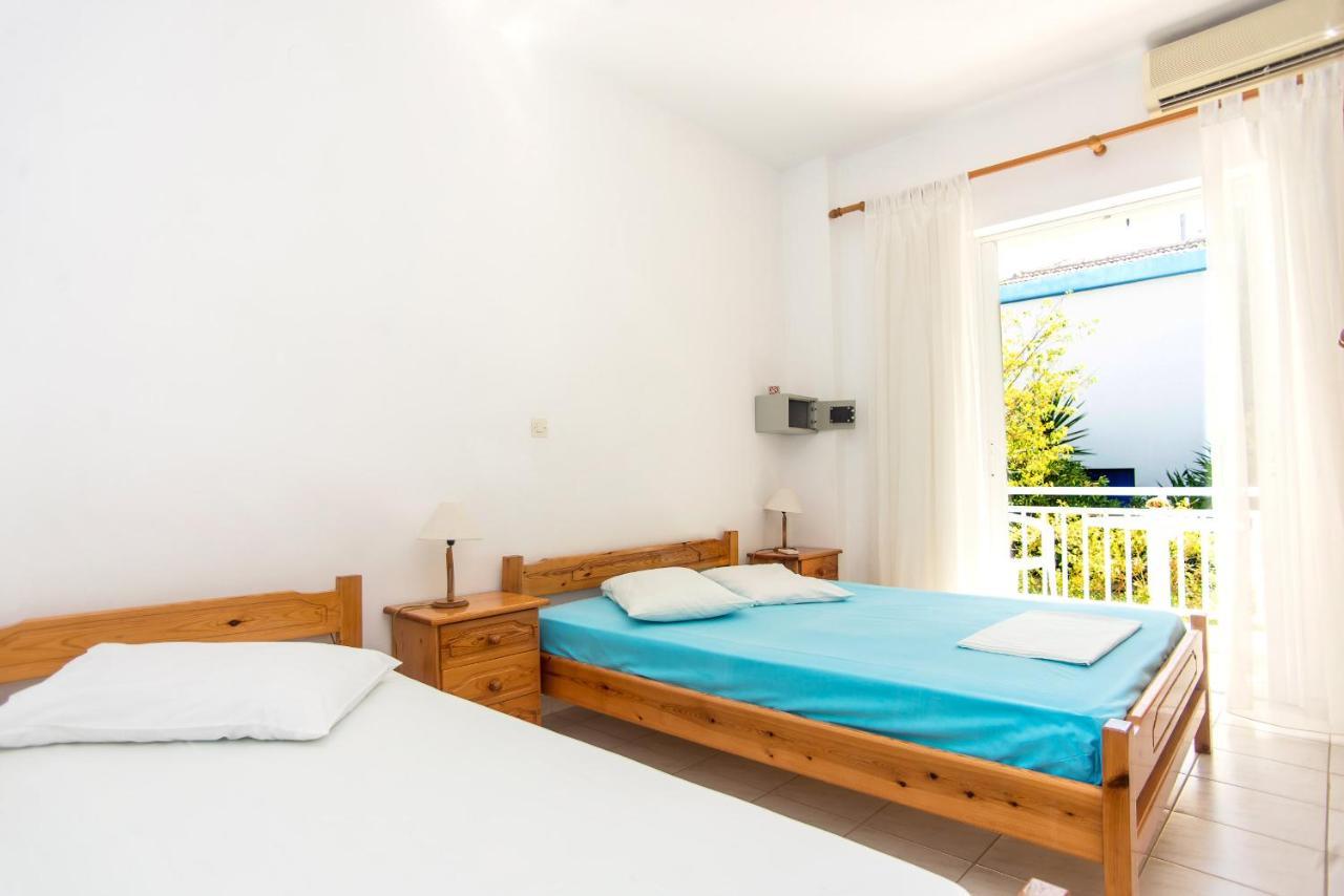 Blue White Apartments - Kefallonia Poolside Retreats Spartia  Luaran gambar